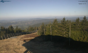 Město Rokytnice nad Jizerou - Lysá hora, pohled na západ - 1.5.2026 v 07:45 Město Rokytnice nad Jizerou - Lysá hora, pohled na západ - 1.5.2026 v 07:45