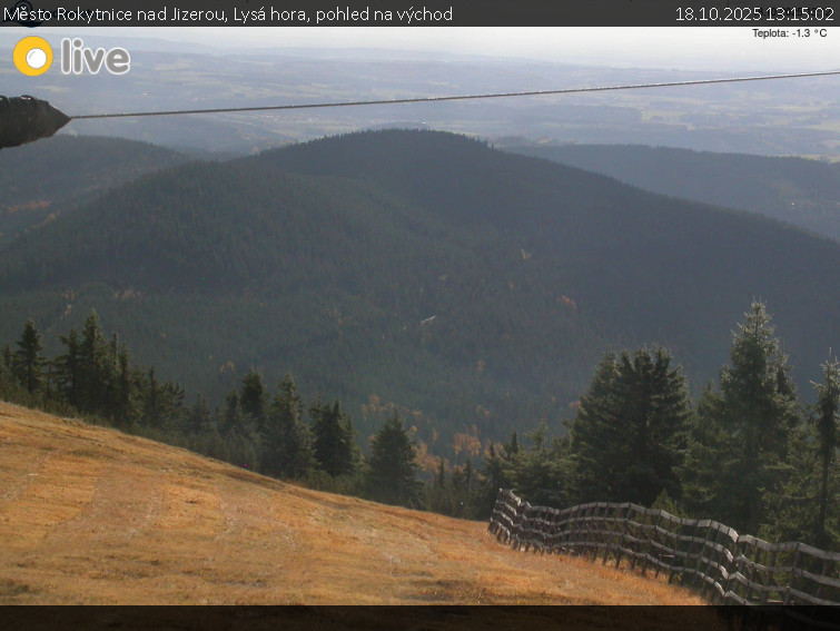Město Rokytnice nad Jizerou - Lysá hora, pohled na východ - 18.10.2025 v 13:15 Město Rokytnice nad Jizerou - Lysá hora, pohled na východ - 18.10.2025 v 13:15