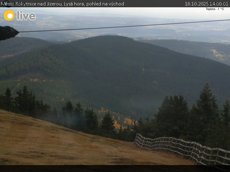 Město Rokytnice nad Jizerou - Lysá hora, pohled na východ - 18.10.2025 v 14:00 Město Rokytnice nad Jizerou - Lysá hora, pohled na východ - 18.10.2025 v 14:00