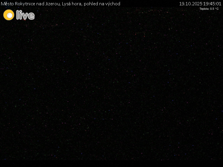 Město Rokytnice nad Jizerou - Lysá hora, pohled na východ - 19.10.2025 v 19:45 Město Rokytnice nad Jizerou - Lysá hora, pohled na východ - 19.10.2025 v 19:45