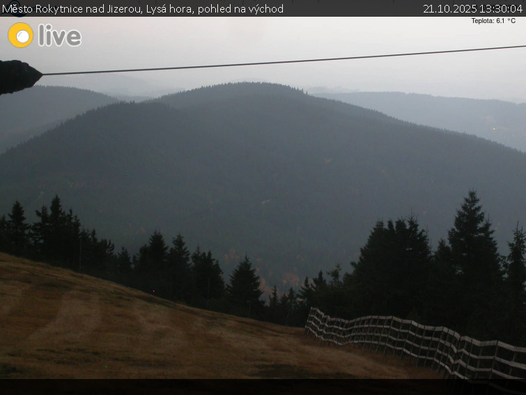 Město Rokytnice nad Jizerou - Lysá hora, pohled na východ - 21.10.2025 v 13:30 Město Rokytnice nad Jizerou - Lysá hora, pohled na východ - 21.10.2025 v 13:30