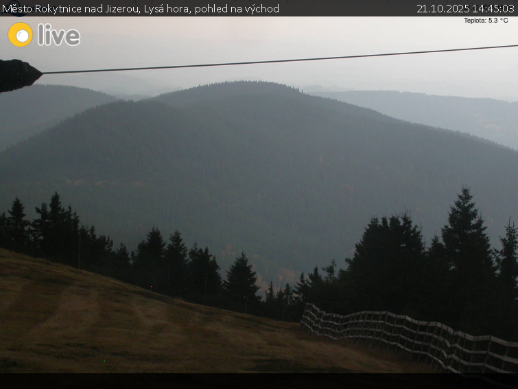Město Rokytnice nad Jizerou - Lysá hora, pohled na východ - 21.10.2025 v 14:45 Město Rokytnice nad Jizerou - Lysá hora, pohled na východ - 21.10.2025 v 14:45