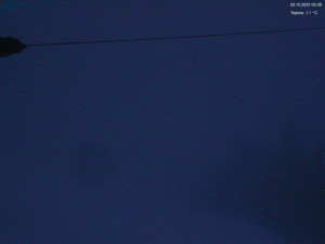 Město Rokytnice nad Jizerou - Lysá hora, pohled na východ - 29.10.2025 v 06:15 Město Rokytnice nad Jizerou - Lysá hora, pohled na východ - 29.10.2025 v 06:15