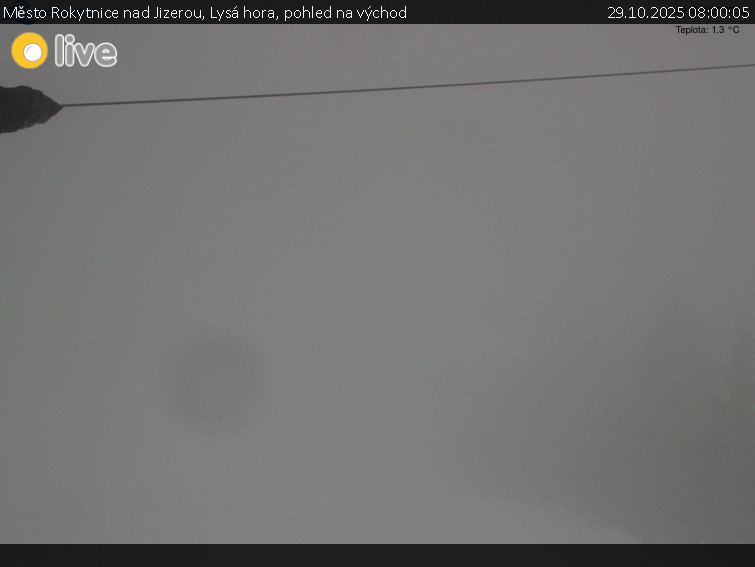 Město Rokytnice nad Jizerou - Lysá hora, pohled na východ - 29.10.2025 v 08:00 Město Rokytnice nad Jizerou - Lysá hora, pohled na východ - 29.10.2025 v 08:00