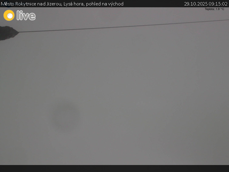 Město Rokytnice nad Jizerou - Lysá hora, pohled na východ - 29.10.2025 v 09:15 Město Rokytnice nad Jizerou - Lysá hora, pohled na východ - 29.10.2025 v 09:15