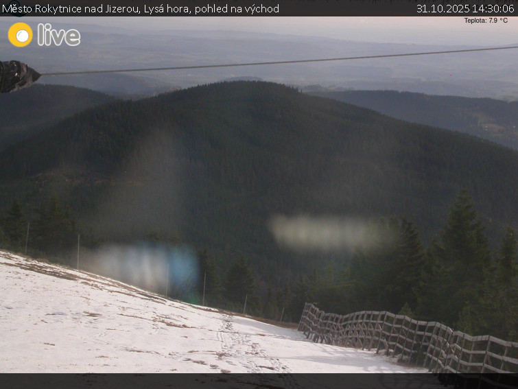 Město Rokytnice nad Jizerou - Lysá hora, pohled na východ - 31.10.2025 v 14:30 Město Rokytnice nad Jizerou - Lysá hora, pohled na východ - 31.10.2025 v 14:30