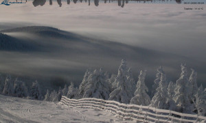 Město Rokytnice nad Jizerou - Lysá hora, pohled na východ - 8.1.2026 v 09:30 Město Rokytnice nad Jizerou - Lysá hora, pohled na východ - 8.1.2026 v 09:30