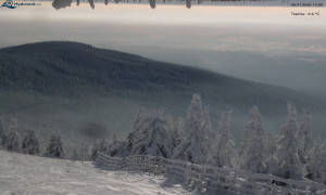 Město Rokytnice nad Jizerou - Lysá hora, pohled na východ - 8.1.2026 v 13:00 Město Rokytnice nad Jizerou - Lysá hora, pohled na východ - 8.1.2026 v 13:00