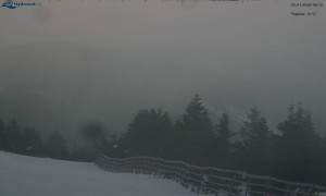 Město Rokytnice nad Jizerou - Lysá hora, pohled na východ - 22.1.2026 v 08:15 Město Rokytnice nad Jizerou - Lysá hora, pohled na východ - 22.1.2026 v 08:15