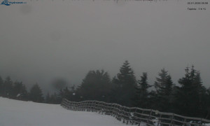 Město Rokytnice nad Jizerou - Lysá hora, pohled na východ - 22.1.2026 v 09:15 Město Rokytnice nad Jizerou - Lysá hora, pohled na východ - 22.1.2026 v 09:15