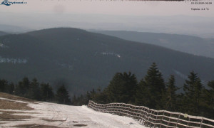 Město Rokytnice nad Jizerou - Lysá hora, pohled na východ - 23.3.2026 v 09:15 Město Rokytnice nad Jizerou - Lysá hora, pohled na východ - 23.3.2026 v 09:15