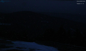 Město Rokytnice nad Jizerou - Lysá hora, pohled na východ - 24.3.2026 v 05:30 Město Rokytnice nad Jizerou - Lysá hora, pohled na východ - 24.3.2026 v 05:30