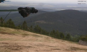 Město Rokytnice nad Jizerou - Lysá hora, pohled na východ - 19.5.2026 v 16:30 Město Rokytnice nad Jizerou - Lysá hora, pohled na východ - 19.5.2026 v 16:30