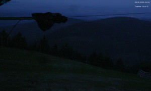 Město Rokytnice nad Jizerou - Lysá hora, pohled na východ - 9.6.2026 v 04:30 Město Rokytnice nad Jizerou - Lysá hora, pohled na východ - 9.6.2026 v 04:30