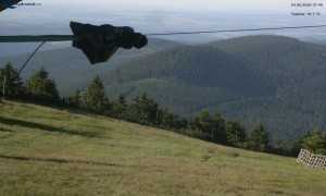 Miasto Rokytnice nad Jizerą - Łysa Góra, widok na wschód - 24.6.2026 v 07:45 Miasto Rokytnice nad Jizerą - Łysa Góra, widok na wschód - 24.6.2026 v 07:45