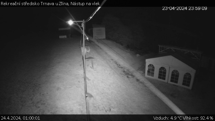 Rekreační středisko Trnava u Zlína - Nástup na vlek - 24.4.2024 v 01:00