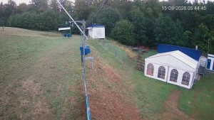 Freizeitzentrum Trnava bei Zlín - Einstieg in den Skilift - 15.9.2026 v 06:45 Freizeitzentrum Trnava bei Zlín - Einstieg in den Skilift - 15.9.2026 v 06:45