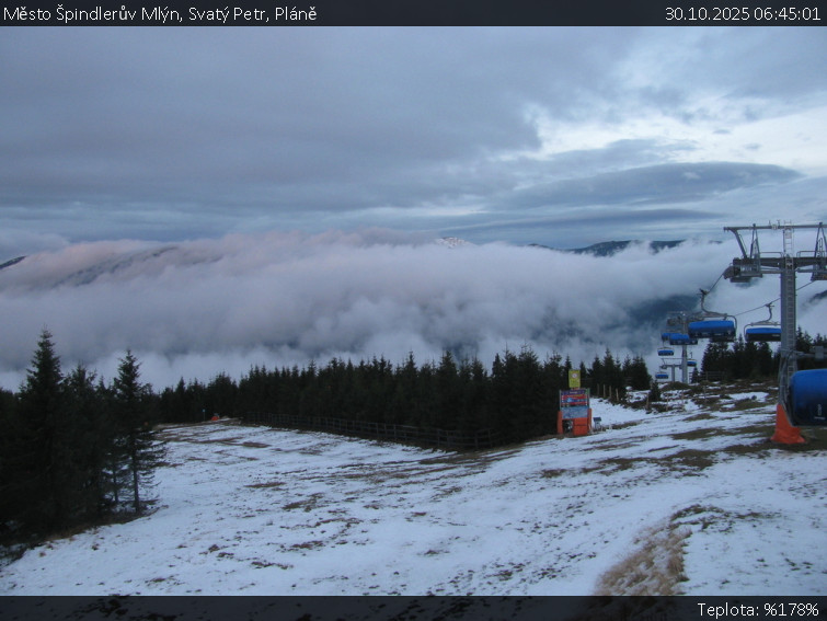 Město Špindlerův Mlýn - Svatý Petr, Pláně - 30.10.2025 v 06:45 Město Špindlerův Mlýn - Svatý Petr, Pláně - 30.10.2025 v 06:45
