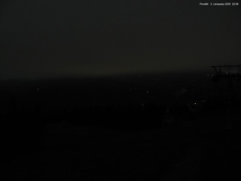 Snímek    3.11.2025 v 23:00