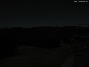 Město Špindlerův Mlýn - Svatý Petr, Pláně - 8.11.2025 v 01:15 Město Špindlerův Mlýn - Svatý Petr, Pláně - 8.11.2025 v 01:15