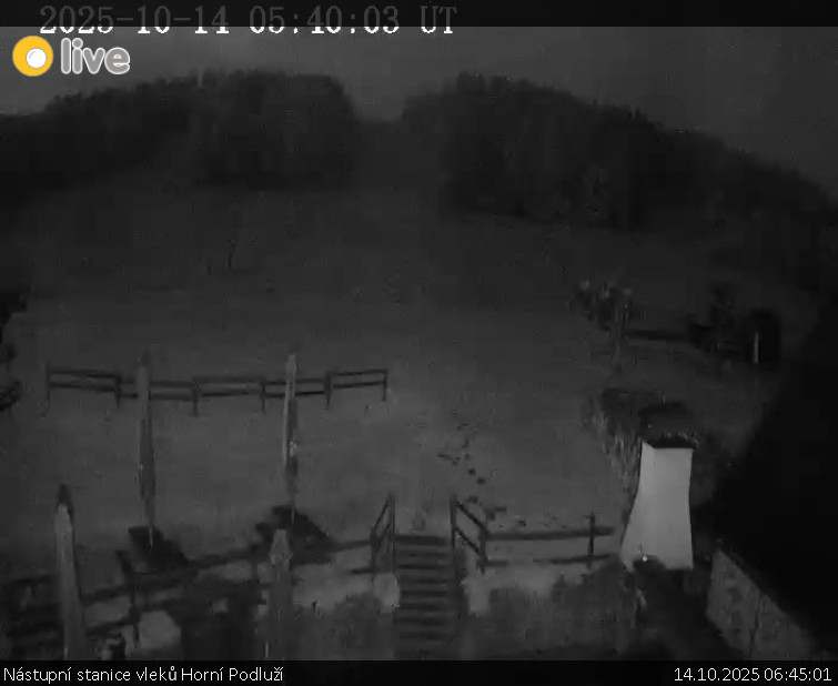 Skiareál Horní Podluží - Nástupní stanice vleků Horní Podluží - 14.10.2025 v 06:45 Skiareál Horní Podluží - Nástupní stanice vleků Horní Podluží - 14.10.2025 v 06:45