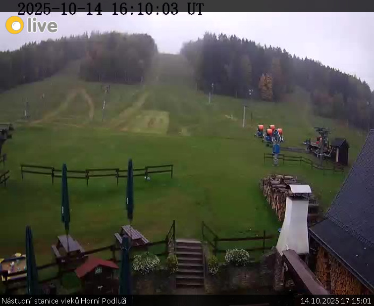 Skiareál Horní Podluží - Nástupní stanice vleků Horní Podluží - 14.10.2025 v 17:15 Skiareál Horní Podluží - Nástupní stanice vleků Horní Podluží - 14.10.2025 v 17:15