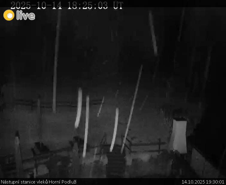 Skiareál Horní Podluží - Nástupní stanice vleků Horní Podluží - 14.10.2025 v 19:30 Skiareál Horní Podluží - Nástupní stanice vleků Horní Podluží - 14.10.2025 v 19:30
