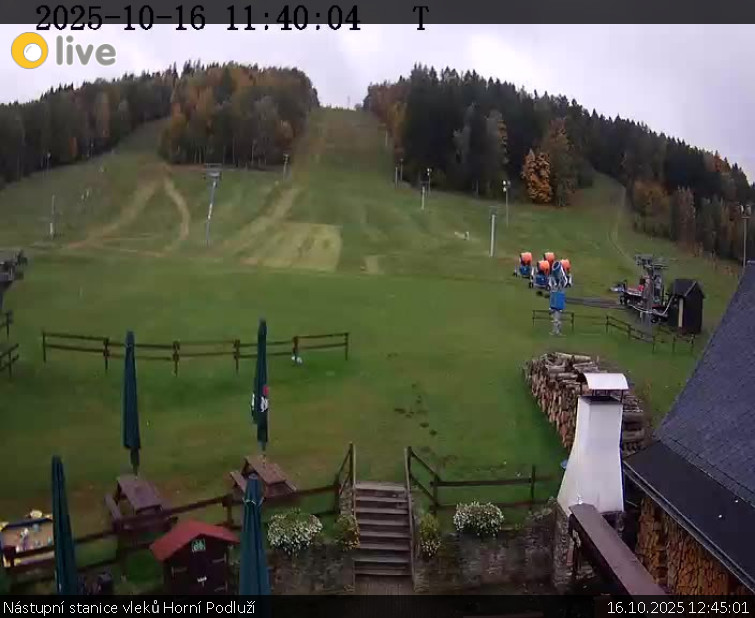Skiareál Horní Podluží - Nástupní stanice vleků Horní Podluží - 16.10.2025 v 12:45 Skiareál Horní Podluží - Nástupní stanice vleků Horní Podluží - 16.10.2025 v 12:45