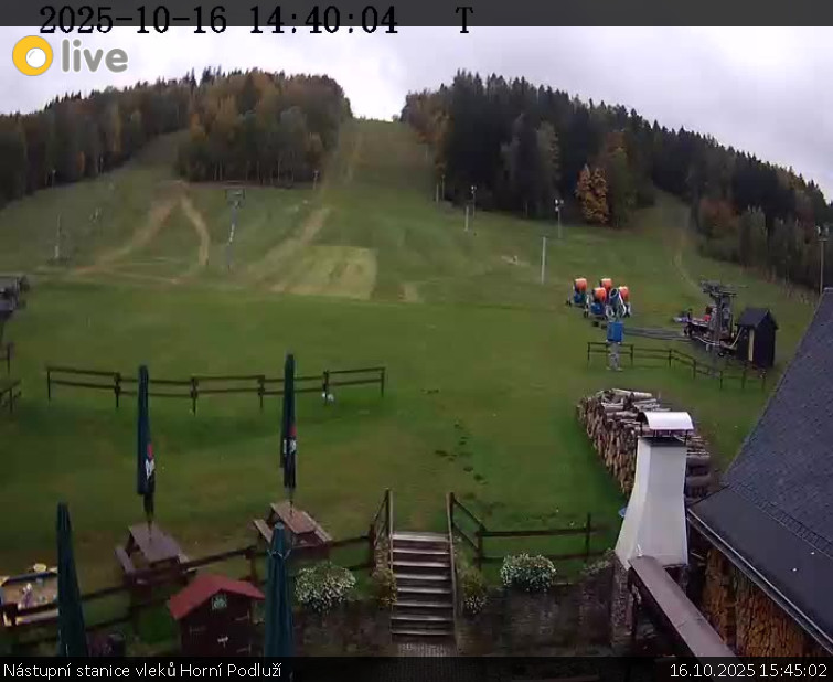 Skiareál Horní Podluží - Nástupní stanice vleků Horní Podluží - 16.10.2025 v 15:45 Skiareál Horní Podluží - Nástupní stanice vleků Horní Podluží - 16.10.2025 v 15:45