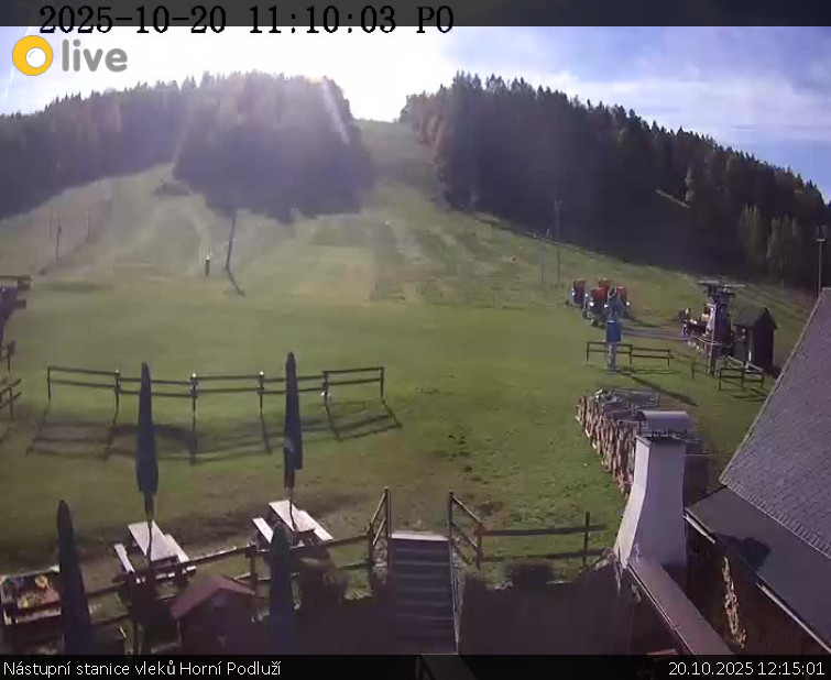 Skiareál Horní Podluží - Nástupní stanice vleků Horní Podluží - 20.10.2025 v 12:15 Skiareál Horní Podluží - Nástupní stanice vleků Horní Podluží - 20.10.2025 v 12:15