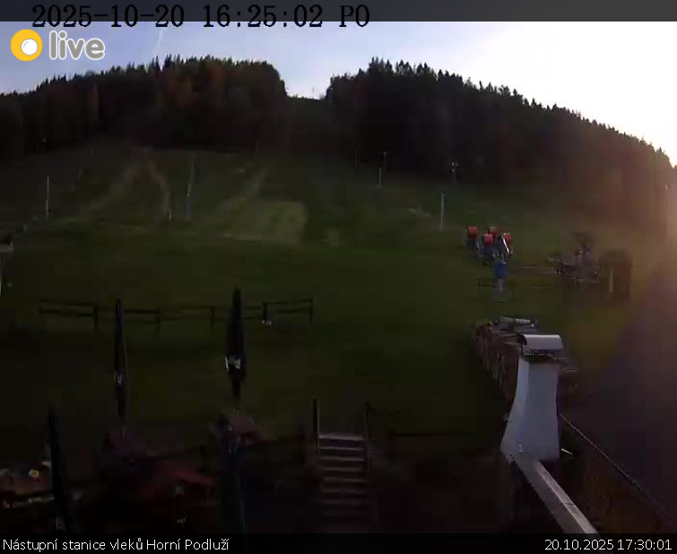 Skiareál Horní Podluží - Nástupní stanice vleků Horní Podluží - 20.10.2025 v 17:30 Skiareál Horní Podluží - Nástupní stanice vleků Horní Podluží - 20.10.2025 v 17:30