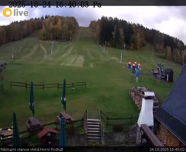 Skiareál Horní Podluží - Nástupní stanice vleků Horní Podluží - 24.10.2025 v 16:45 Skiareál Horní Podluží - Nástupní stanice vleků Horní Podluží - 24.10.2025 v 16:45