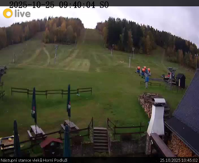 Skiareál Horní Podluží - Nástupní stanice vleků Horní Podluží - 25.10.2025 v 10:45 Skiareál Horní Podluží - Nástupní stanice vleků Horní Podluží - 25.10.2025 v 10:45