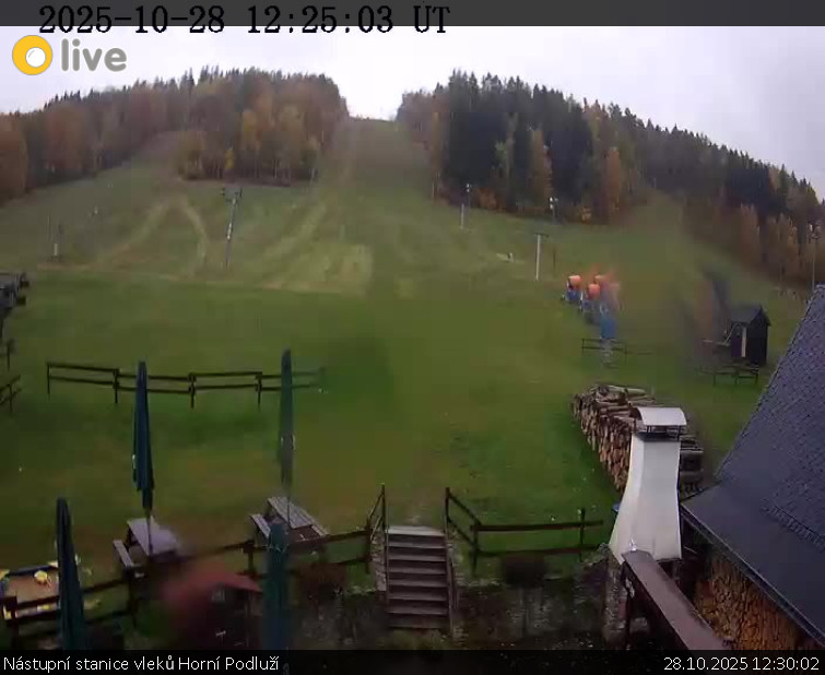 Skiareál Horní Podluží - Nástupní stanice vleků Horní Podluží - 28.10.2025 v 12:30 Skiareál Horní Podluží - Nástupní stanice vleků Horní Podluží - 28.10.2025 v 12:30