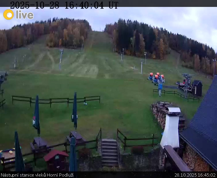 Skiareál Horní Podluží - Nástupní stanice vleků Horní Podluží - 28.10.2025 v 16:45 Skiareál Horní Podluží - Nástupní stanice vleků Horní Podluží - 28.10.2025 v 16:45
