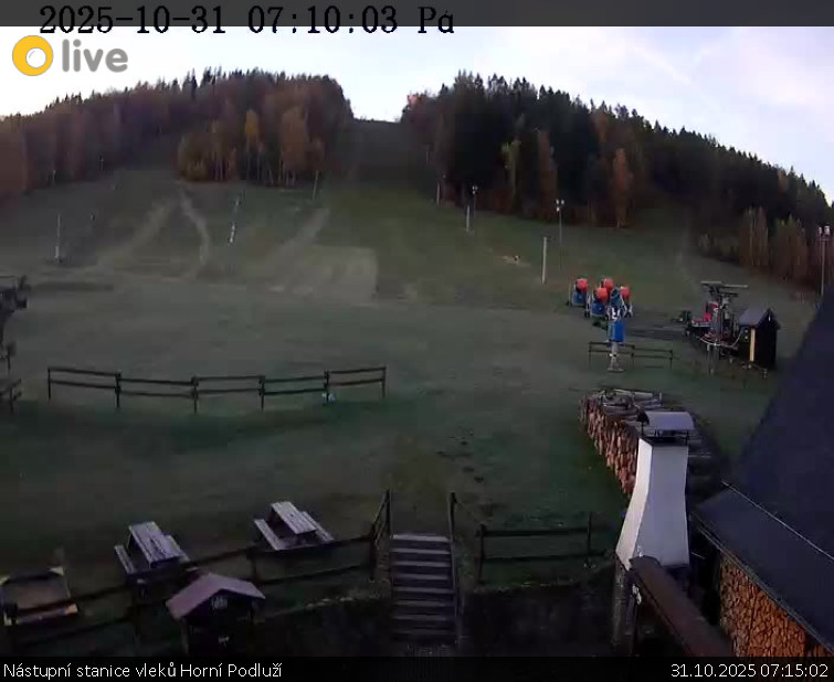 Skiareál Horní Podluží - Nástupní stanice vleků Horní Podluží - 31.10.2025 v 07:15 Skiareál Horní Podluží - Nástupní stanice vleků Horní Podluží - 31.10.2025 v 07:15