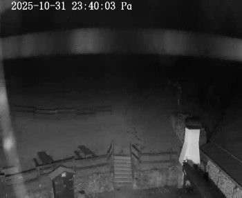 Snímek    31.10.2025 v 23:45