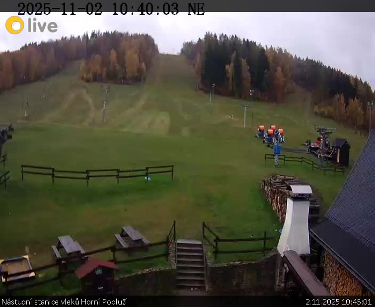 Skiareál Horní Podluží - Nástupní stanice vleků Horní Podluží - 2.11.2025 v 10:45 Skiareál Horní Podluží - Nástupní stanice vleků Horní Podluží - 2.11.2025 v 10:45