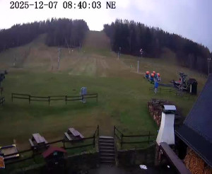 Skiareál Horní Podluží - Nástupní stanice vleků Horní Podluží - 7.12.2025 v 08:45 Skiareál Horní Podluží - Nástupní stanice vleků Horní Podluží - 7.12.2025 v 08:45