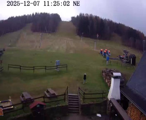 Skiareál Horní Podluží - Nástupní stanice vleků Horní Podluží - 7.12.2025 v 11:30 Skiareál Horní Podluží - Nástupní stanice vleků Horní Podluží - 7.12.2025 v 11:30