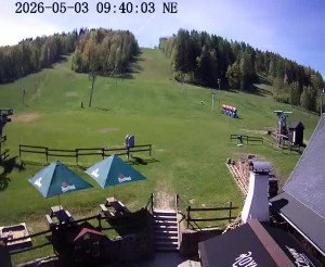 Skiareál Horní Podluží - Nástupní stanice vleků Horní Podluží - 3.5.2026 v 10:45 Skiareál Horní Podluží - Nástupní stanice vleků Horní Podluží - 3.5.2026 v 10:45