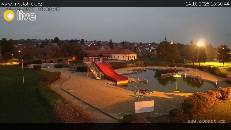 Koupaliště Hluk - Koupaliště Hluk - 14.10.2025 v 18:30 Koupaliště Hluk - Koupaliště Hluk - 14.10.2025 v 18:30