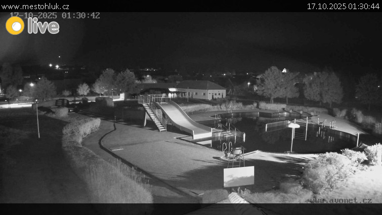 Koupaliště Hluk - Koupaliště Hluk - 17.10.2025 v 01:30 Koupaliště Hluk - Koupaliště Hluk - 17.10.2025 v 01:30