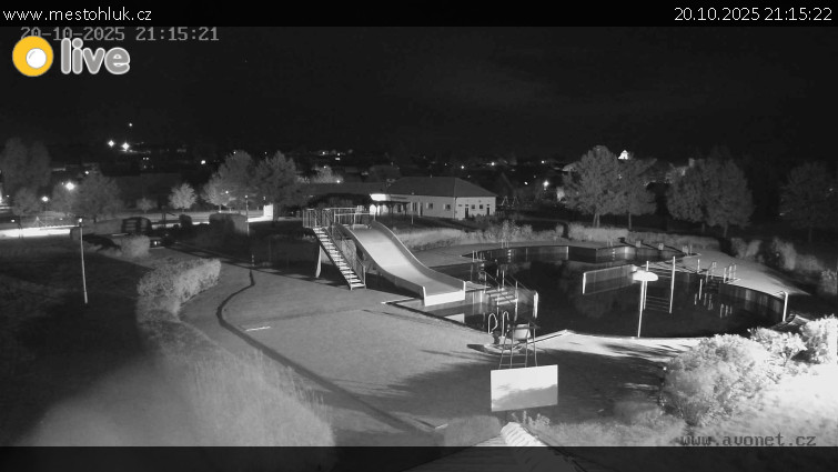 Koupaliště Hluk - Koupaliště Hluk - 20.10.2025 v 21:15 Koupaliště Hluk - Koupaliště Hluk - 20.10.2025 v 21:15