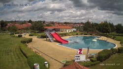 Hluk Swimming Pool