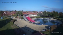 Hluk Swimming Pool