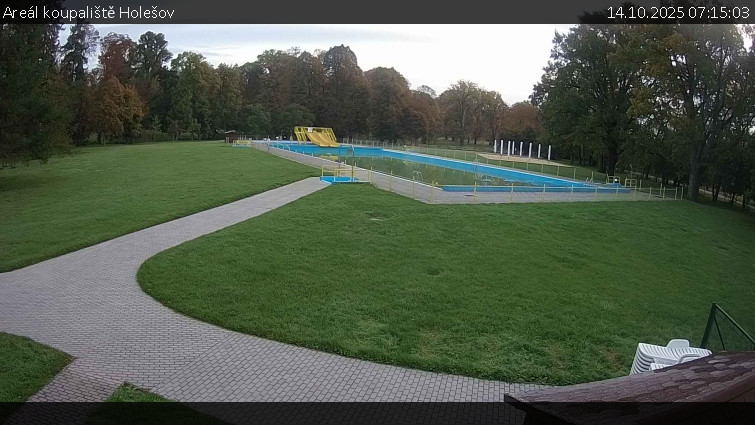 Zámecké koupaliště Holešov - Areál koupaliště Holešov - 14.10.2025 v 07:15 Zámecké koupaliště Holešov - Areál koupaliště Holešov - 14.10.2025 v 07:15