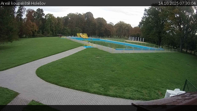 Zámecké koupaliště Holešov - Areál koupaliště Holešov - 14.10.2025 v 07:30 Zámecké koupaliště Holešov - Areál koupaliště Holešov - 14.10.2025 v 07:30