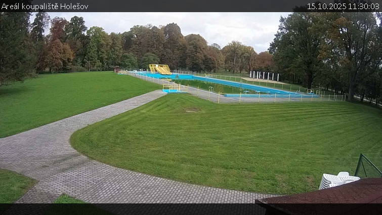 Zámecké koupaliště Holešov - Areál koupaliště Holešov - 15.10.2025 v 11:30 Zámecké koupaliště Holešov - Areál koupaliště Holešov - 15.10.2025 v 11:30