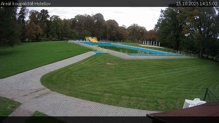 Zámecké koupaliště Holešov - Areál koupaliště Holešov - 15.10.2025 v 14:15 Zámecké koupaliště Holešov - Areál koupaliště Holešov - 15.10.2025 v 14:15